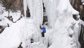 ice climber on Ouray wall