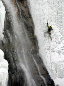 ice_climbing