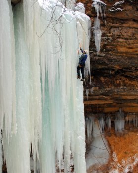 ice_climbing_Munising