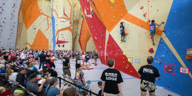 Rock climbing competition