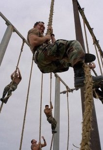 military buds training rope climbing